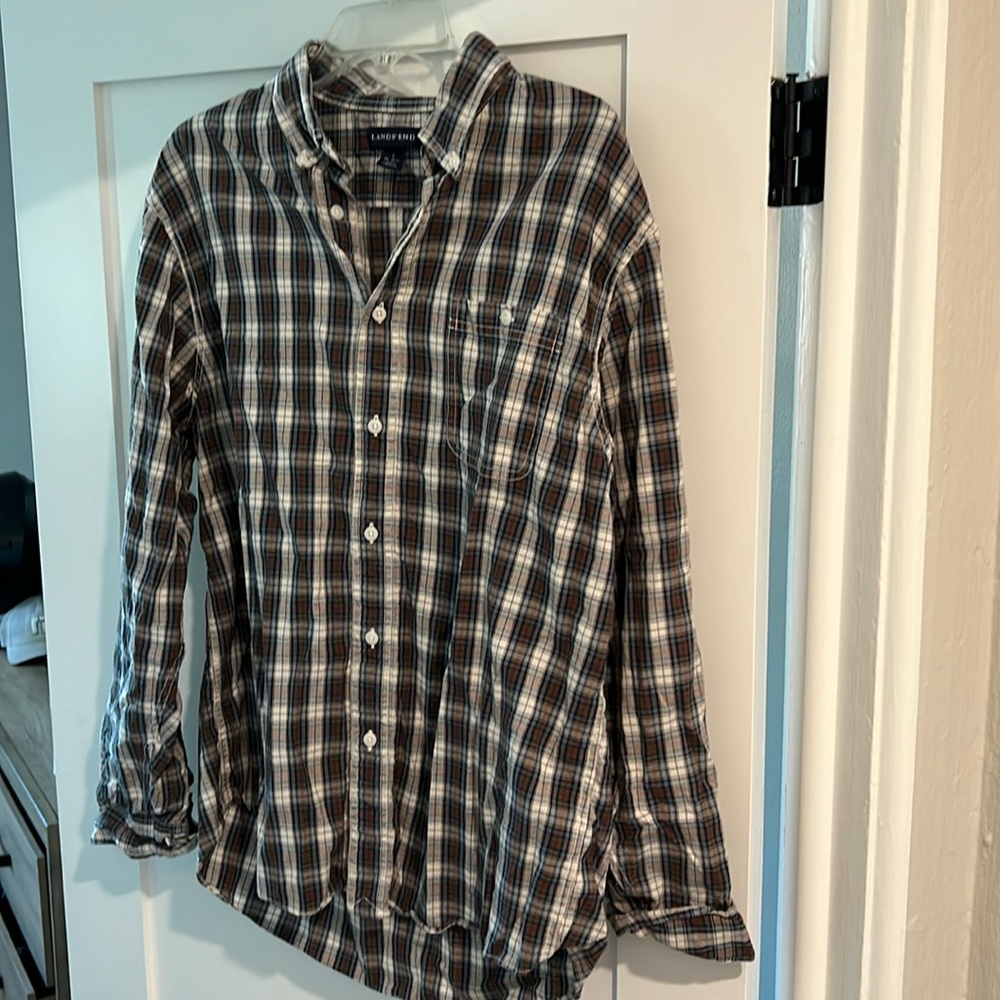 Men’s lands end button down